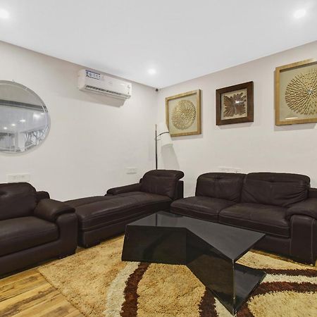 Super Townhouse Oak Hitec City Near Image Hospital 海得拉巴 外观 照片
