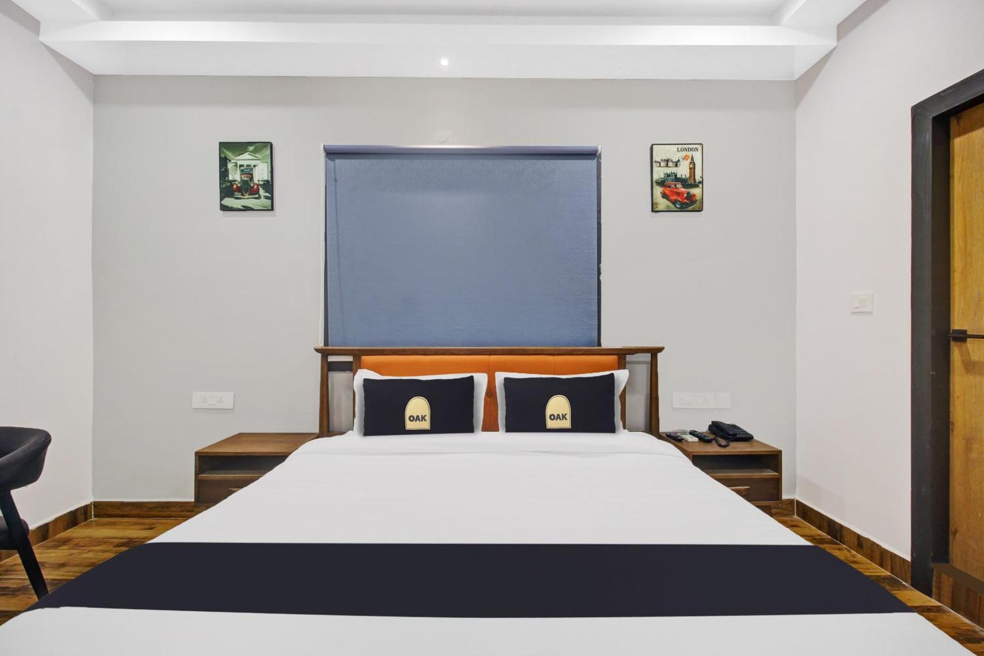 Super Townhouse Oak Hitec City Near Image Hospital 海得拉巴 外观 照片